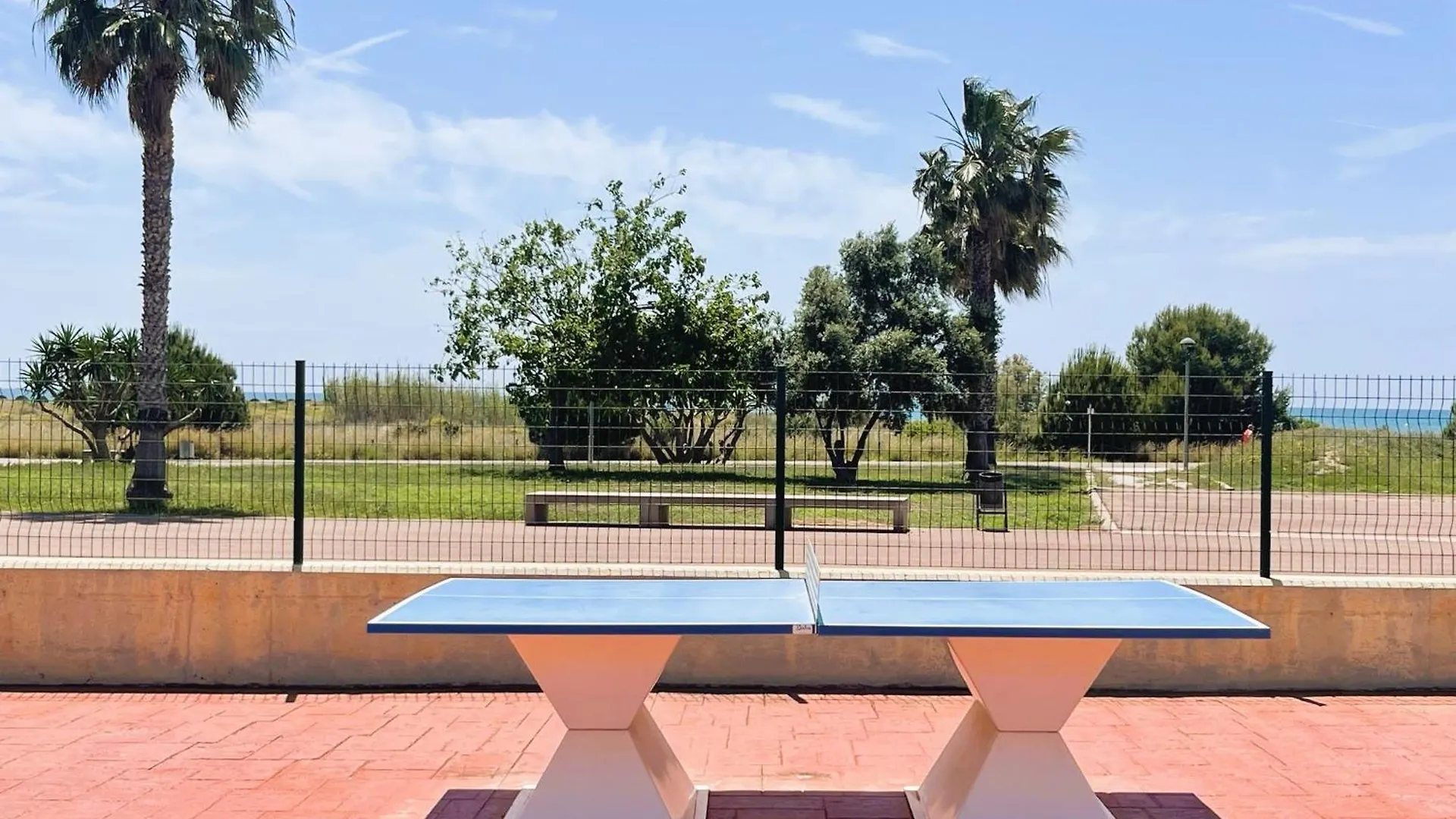 Onze - Primera Linea De Mar Con Piscina Cubelles Apartment