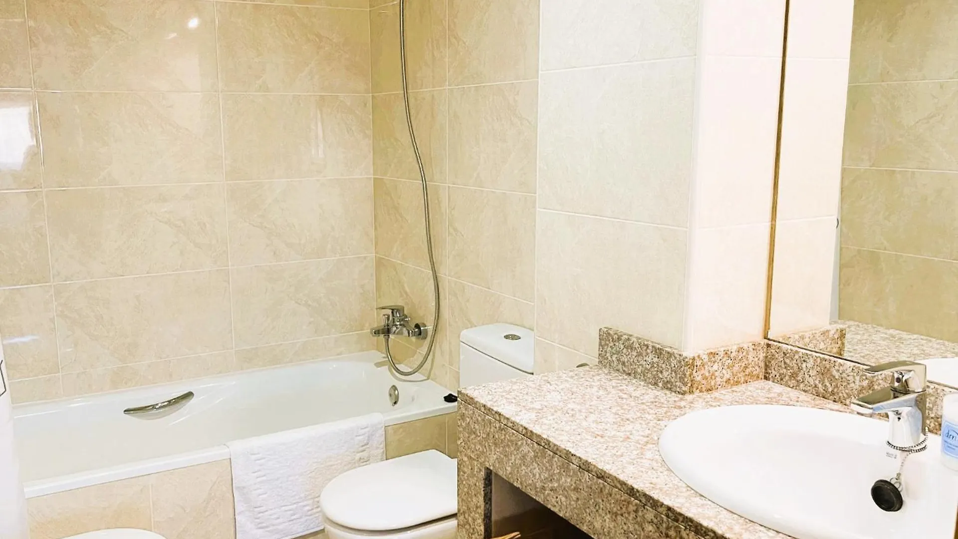 Onze - Primera Linea De Mar Con Piscina Cubelles Apartment